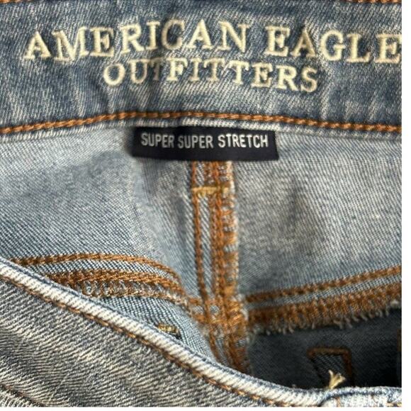 American Eagle Super Stretch Hi-Rise Shortie Denim Shorts Size 2 - Picture 7 of 11